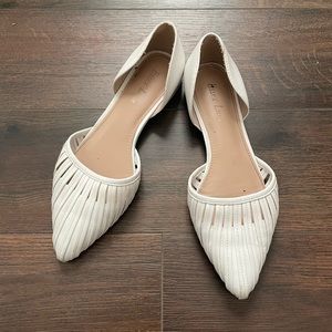 Essex Lane white flats